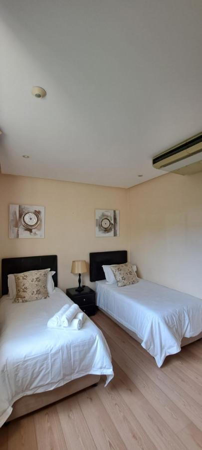 V&A Waterfront Marina Family Apartment 201 Altmore קייפטאון מראה חיצוני תמונה